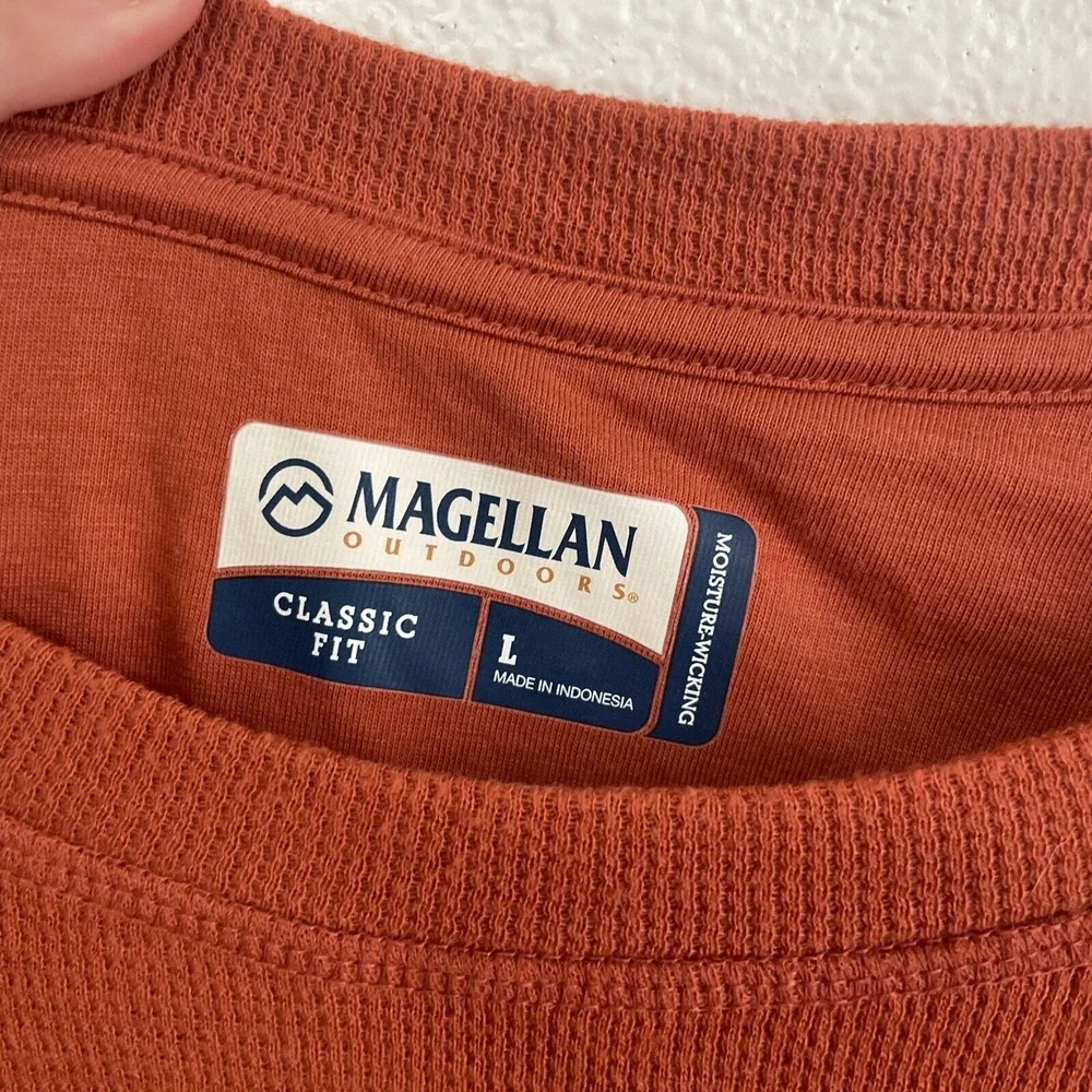 Magellan Mens Size Large Thermal Long Sleeve Shirt Waffle Knit Layering Top Rust
